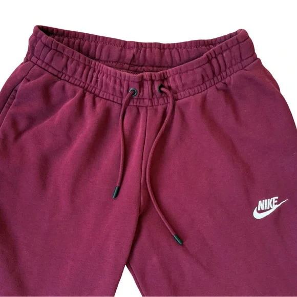 Nike - Women’s Maroon Jogger Sweatpant Size XS - Picture 4 of 16